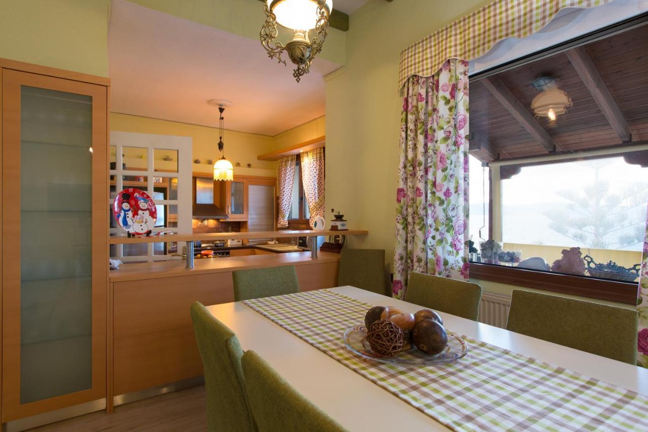 Beachfront Family Villa Katerina With Private Pool, Playground, Bbq & Amazing Sea Views! Petres  Exteriör bild