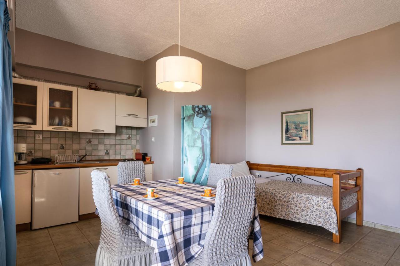 Beachfront Family Villa Katerina With Private Pool, Playground, Bbq & Amazing Sea Views! Petres  Exteriör bild